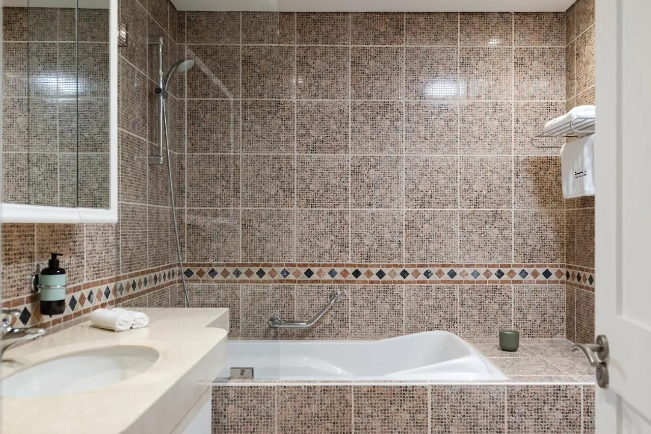 ביירות Safi Blues 3 Bedroom Apartment